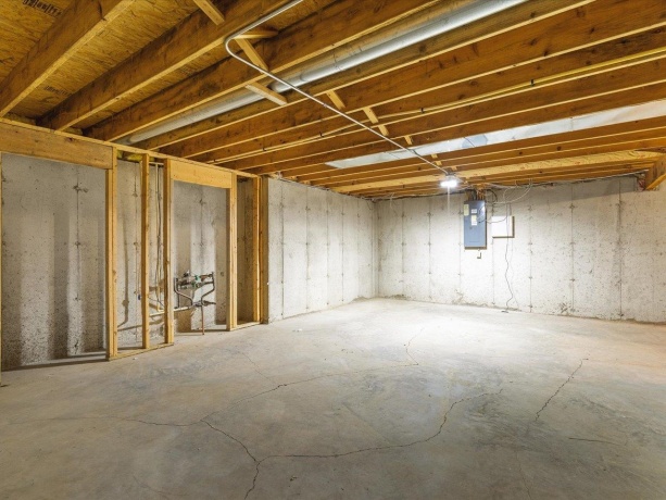 2170 Burnett, BELVIDERE, Illinois 61008, 3 Bedrooms Bedrooms, ,2 BathroomsBathrooms,House,For Sale,Burnett,202602091