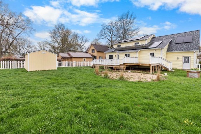 607 6th, OREGON, Illinois 61061, 4 Bedrooms Bedrooms, ,2 BathroomsBathrooms,House,For Sale,6th,202602092