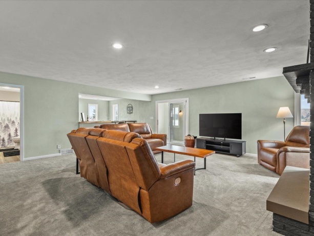 847 Breckenboro, DAVIS, Illinois 61019, 3 Bedrooms Bedrooms, ,2 BathroomsBathrooms,House,For Sale,Breckenboro,202602093