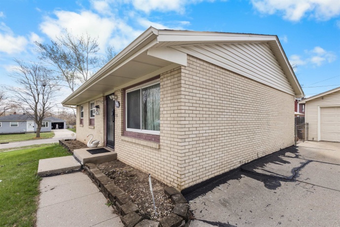 2931 Moor, ROCKFORD, Illinois 61109, 3 Bedrooms Bedrooms, ,1 BathroomBathrooms,House,For Sale,Moor,202602095