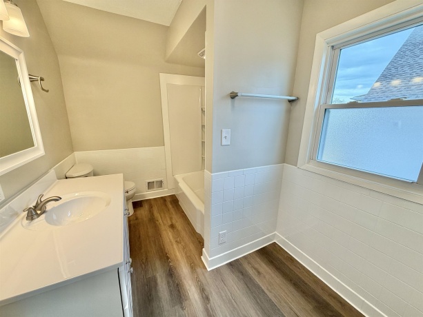 1014 Caswell, BELVIDERE, Illinois 61008, 4 Bedrooms Bedrooms, ,1 BathroomBathrooms,House,For Sale,Caswell,202602096