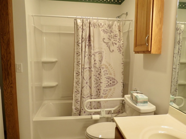 812 Shadow Bluff Drive, GALENA, Illinois 61036, 3 Bedrooms Bedrooms, ,3 BathroomsBathrooms,Condominium,For Sale,Shadow Bluff Drive,202505411