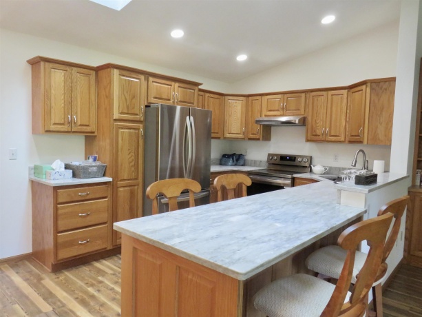 812 Shadow Bluff Drive, GALENA, Illinois 61036, 3 Bedrooms Bedrooms, ,3 BathroomsBathrooms,Condominium,For Sale,Shadow Bluff Drive,202505411