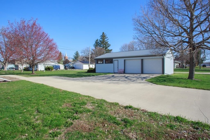 214 Provost, LENA, Illinois 61048, 4 Bedrooms Bedrooms, ,2 BathroomsBathrooms,House,For Sale,Provost,202602097