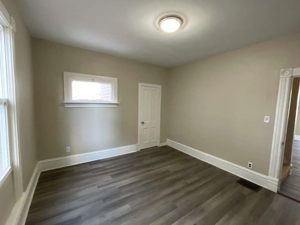 217 West, FREEPORT, Illinois 61032, 3 Bedrooms Bedrooms, ,1 BathroomBathrooms,House,For Sale,West,202602098