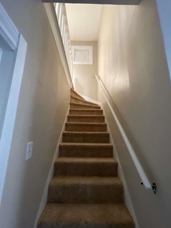 217 West, FREEPORT, Illinois 61032, 3 Bedrooms Bedrooms, ,1 BathroomBathrooms,House,For Sale,West,202602098