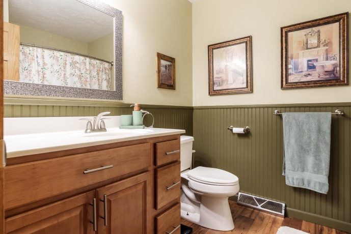 6658 Nestlewood, ROSCOE, Illinois 61073, 4 Bedrooms Bedrooms, ,2 BathroomsBathrooms,House,For Sale,Nestlewood,202602099