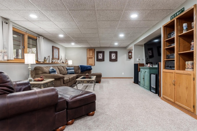 6658 Nestlewood, ROSCOE, Illinois 61073, 4 Bedrooms Bedrooms, ,2 BathroomsBathrooms,House,For Sale,Nestlewood,202602099