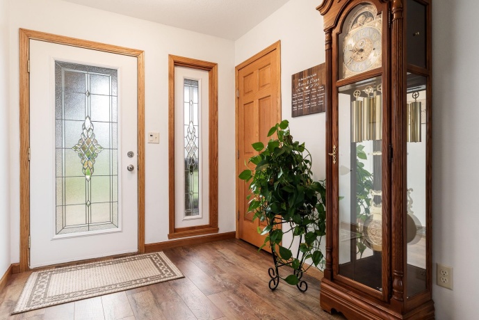 6658 Nestlewood, ROSCOE, Illinois 61073, 4 Bedrooms Bedrooms, ,2 BathroomsBathrooms,House,For Sale,Nestlewood,202602099