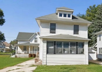 1254 Chicago, FREEPORT, Illinois 61032, 3 Bedrooms Bedrooms, ,2 BathroomsBathrooms,House,For Sale,Chicago,202602101