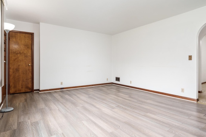 3009 Cannon, ROCKFORD, Illinois 61109, 2 Bedrooms Bedrooms, ,1 BathroomBathrooms,House,For Sale,Cannon,202602102