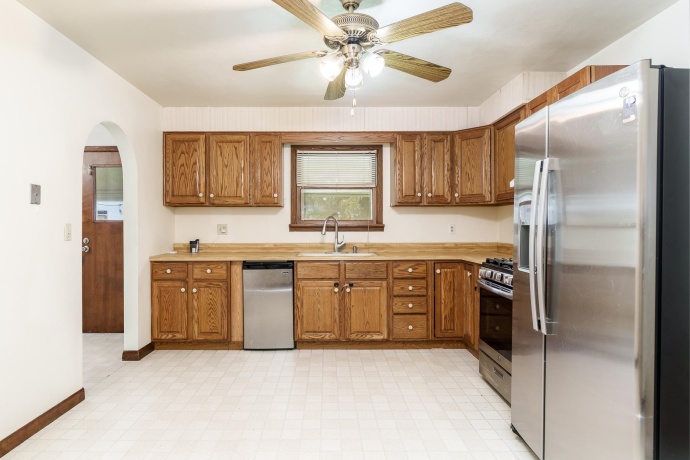 3009 Cannon, ROCKFORD, Illinois 61109, 2 Bedrooms Bedrooms, ,1 BathroomBathrooms,House,For Sale,Cannon,202602102