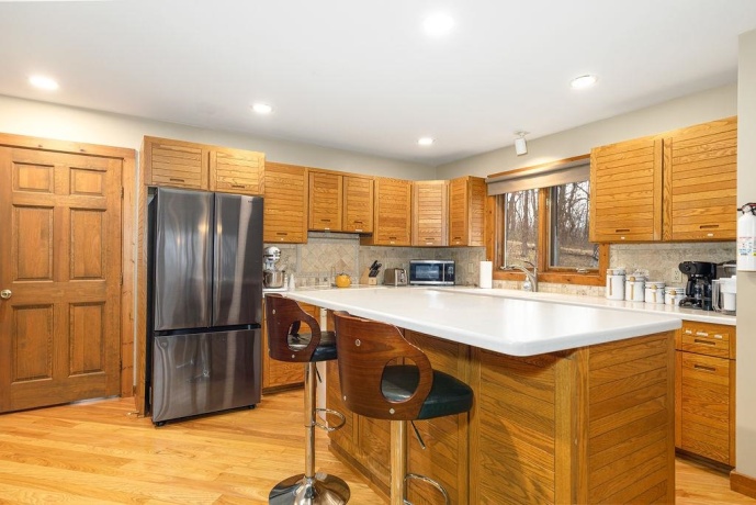 16 Hawthorn, GALENA, Illinois 61036, 5 Bedrooms Bedrooms, ,3 BathroomsBathrooms,House,For Sale,Hawthorn,202602103