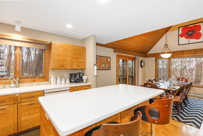 16 Hawthorn, GALENA, Illinois 61036, 5 Bedrooms Bedrooms, ,3 BathroomsBathrooms,House,For Sale,Hawthorn,202602103