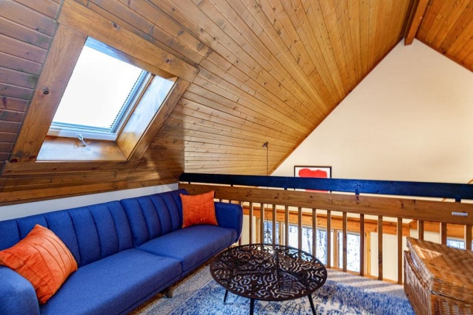 16 Hawthorn, GALENA, Illinois 61036, 5 Bedrooms Bedrooms, ,3 BathroomsBathrooms,House,For Sale,Hawthorn,202602103