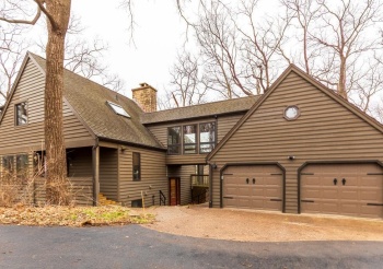 16 Hawthorn, GALENA, Illinois 61036, 5 Bedrooms Bedrooms, ,3 BathroomsBathrooms,House,For Sale,Hawthorn,202602103