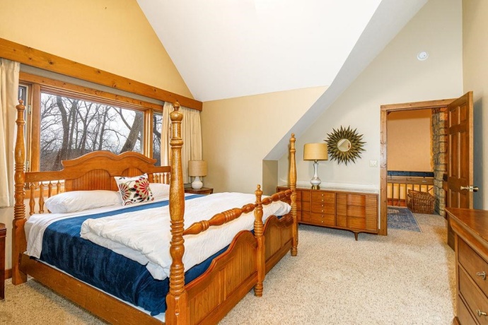 16 Hawthorn, GALENA, Illinois 61036, 5 Bedrooms Bedrooms, ,3 BathroomsBathrooms,House,For Sale,Hawthorn,202602103