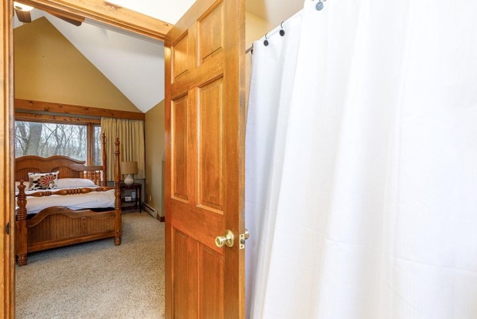 16 Hawthorn, GALENA, Illinois 61036, 5 Bedrooms Bedrooms, ,3 BathroomsBathrooms,House,For Sale,Hawthorn,202602103