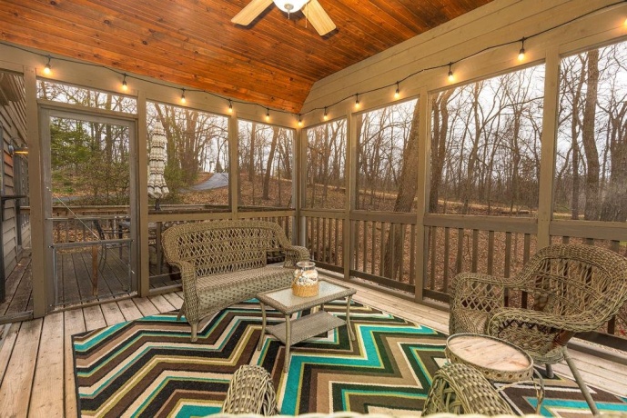 16 Hawthorn, GALENA, Illinois 61036, 5 Bedrooms Bedrooms, ,3 BathroomsBathrooms,House,For Sale,Hawthorn,202602103