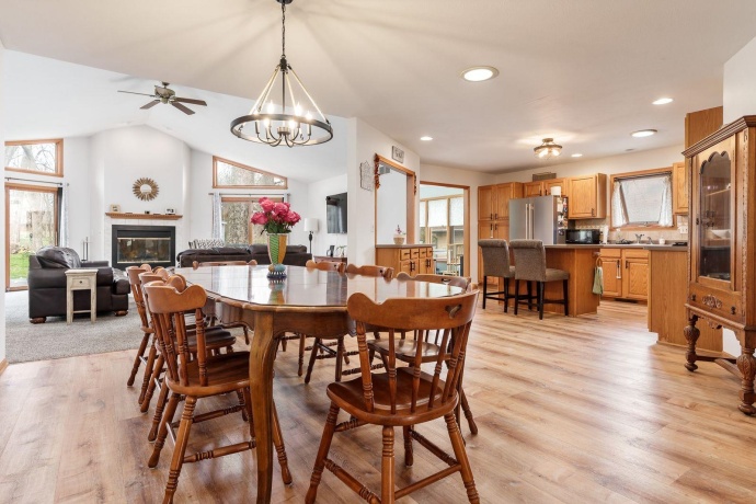 2085 Lake Summerset, DAVIS, Illinois 61019, 6 Bedrooms Bedrooms, ,3 BathroomsBathrooms,House,For Sale,Lake Summerset,202602105