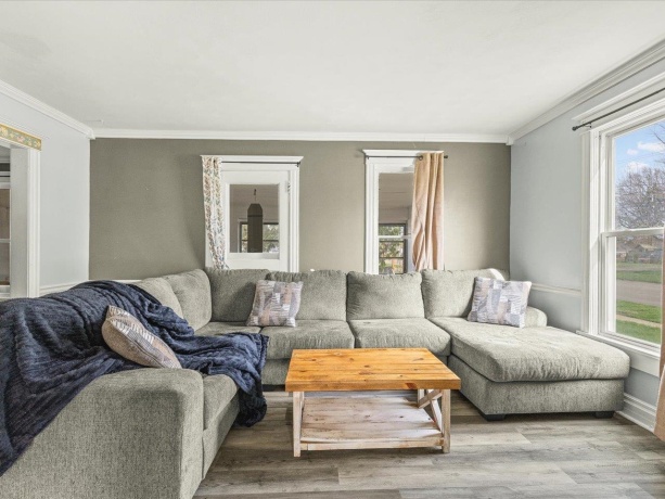 407 4th, BYRON, Illinois 61010, 4 Bedrooms Bedrooms, ,1 BathroomBathrooms,House,For Sale,4th,202602106