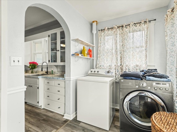 407 4th, BYRON, Illinois 61010, 4 Bedrooms Bedrooms, ,1 BathroomBathrooms,House,For Sale,4th,202602106