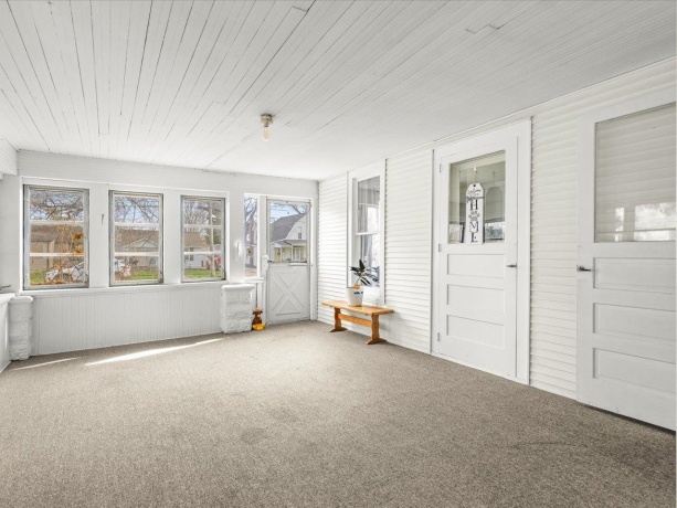 407 4th, BYRON, Illinois 61010, 4 Bedrooms Bedrooms, ,1 BathroomBathrooms,House,For Sale,4th,202602106