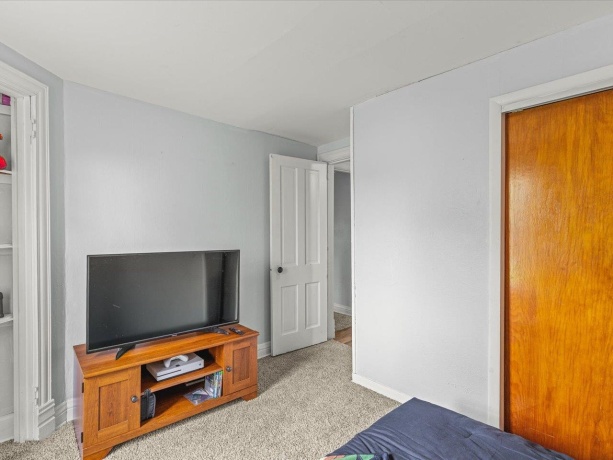 407 4th, BYRON, Illinois 61010, 4 Bedrooms Bedrooms, ,1 BathroomBathrooms,House,For Sale,4th,202602106