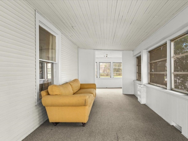 407 4th, BYRON, Illinois 61010, 4 Bedrooms Bedrooms, ,1 BathroomBathrooms,House,For Sale,4th,202602106