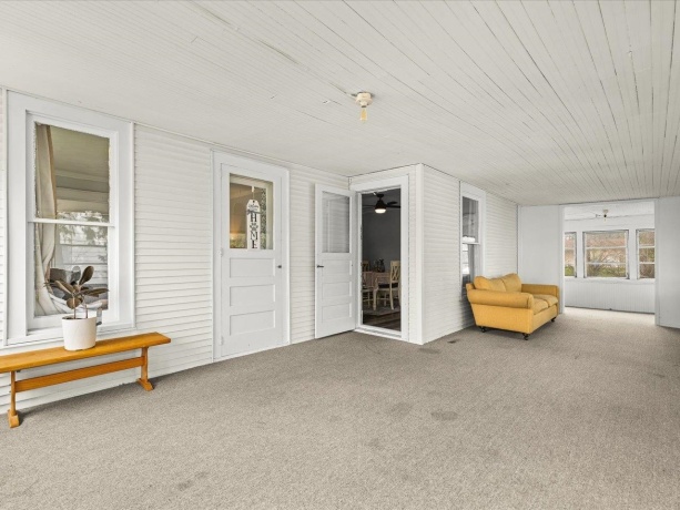 407 4th, BYRON, Illinois 61010, 4 Bedrooms Bedrooms, ,1 BathroomBathrooms,House,For Sale,4th,202602106