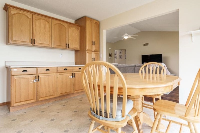 537 Byrnes, ROCKTON, Illinois 61072, 3 Bedrooms Bedrooms, ,3 BathroomsBathrooms,House,For Sale,Byrnes,202602107