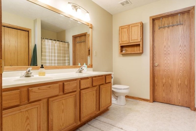 537 Byrnes, ROCKTON, Illinois 61072, 3 Bedrooms Bedrooms, ,3 BathroomsBathrooms,House,For Sale,Byrnes,202602107