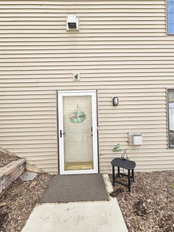 7260 Alpine Road #4, LOVES PARK, Illinois 61111, 2 Bedrooms Bedrooms, ,1 BathroomBathrooms,Condominium,For Sale,Alpine Road #4,202602109