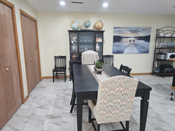 7260 Alpine Road #4, LOVES PARK, Illinois 61111, 2 Bedrooms Bedrooms, ,1 BathroomBathrooms,Condominium,For Sale,Alpine Road #4,202602109