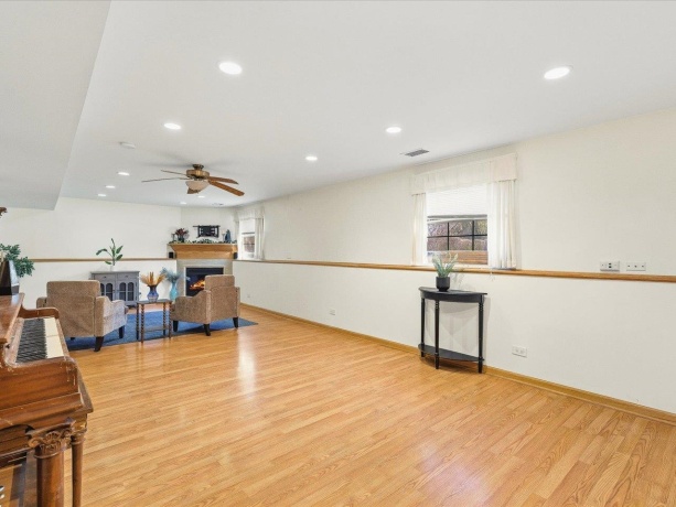 545 Andrew, LAKE ZURICH, Illinois 60047, 5 Bedrooms Bedrooms, ,2 BathroomsBathrooms,House,For Sale,Andrew,202601948