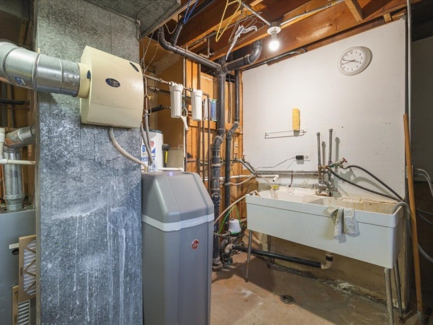 545 Andrew, LAKE ZURICH, Illinois 60047, 5 Bedrooms Bedrooms, ,2 BathroomsBathrooms,House,For Sale,Andrew,202601948