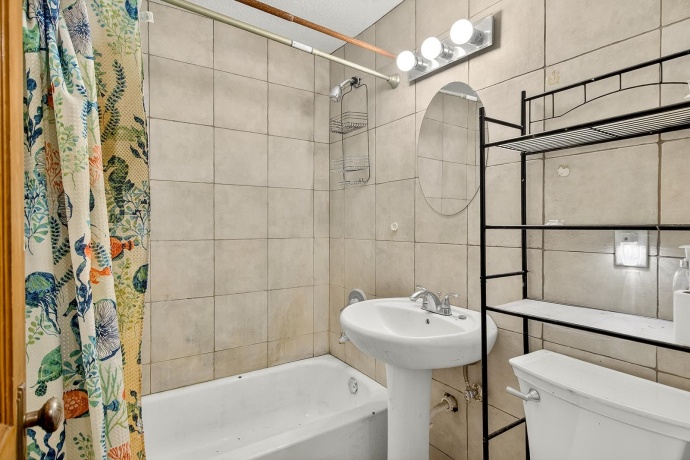 2823 Ridgeway, ROCKFORD, Illinois 61101, 2 Bedrooms Bedrooms, ,1 BathroomBathrooms,House,For Sale,Ridgeway,202601663