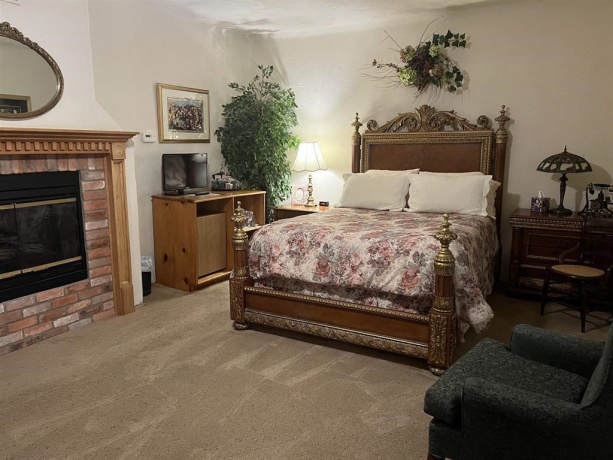 341 Spring, GALENA, Illinois 61036, 4 Bedrooms Bedrooms, ,4 BathroomsBathrooms,House,For Sale,Spring,202602119