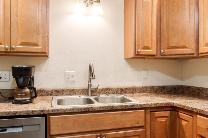 3311 HANOVER, ROCKFORD, Illinois 61101, 3 Bedrooms Bedrooms, ,1 BathroomBathrooms,House,For Sale,HANOVER,202602120