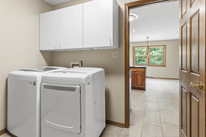 6990 Skyview, ROSCOE, Illinois 61073, 4 Bedrooms Bedrooms, ,2 BathroomsBathrooms,House,For Sale,Skyview,202602123