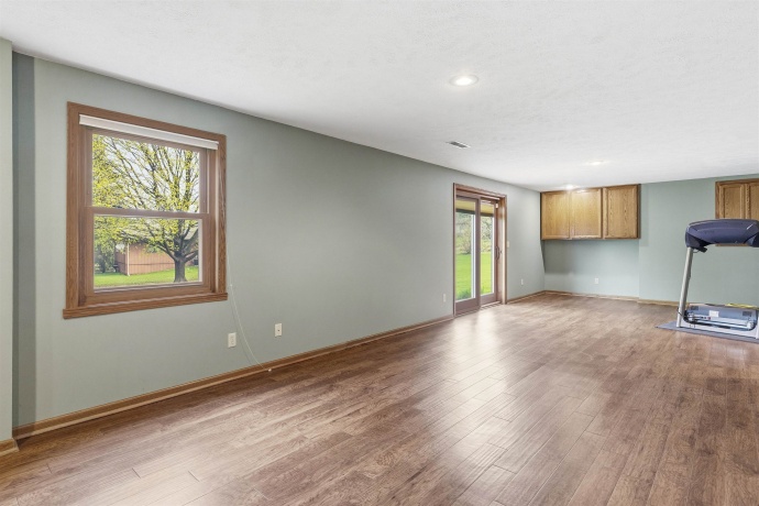 6990 Skyview, ROSCOE, Illinois 61073, 4 Bedrooms Bedrooms, ,2 BathroomsBathrooms,House,For Sale,Skyview,202602123