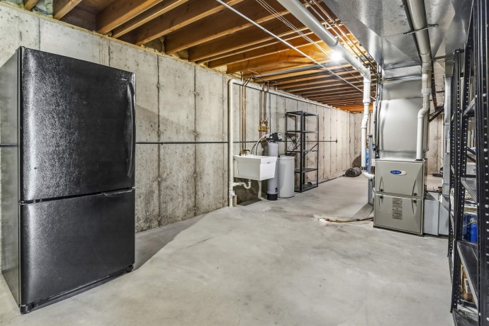 6990 Skyview, ROSCOE, Illinois 61073, 4 Bedrooms Bedrooms, ,2 BathroomsBathrooms,House,For Sale,Skyview,202602123