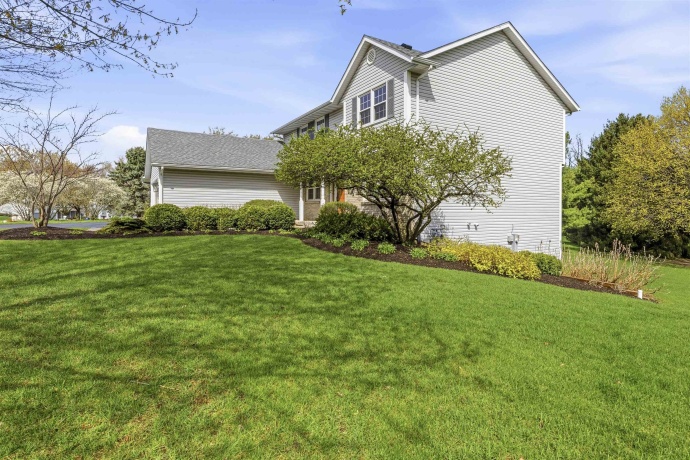 6990 Skyview, ROSCOE, Illinois 61073, 4 Bedrooms Bedrooms, ,2 BathroomsBathrooms,House,For Sale,Skyview,202602123