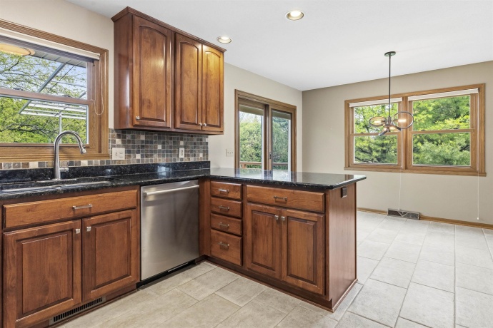 6990 Skyview, ROSCOE, Illinois 61073, 4 Bedrooms Bedrooms, ,2 BathroomsBathrooms,House,For Sale,Skyview,202602123