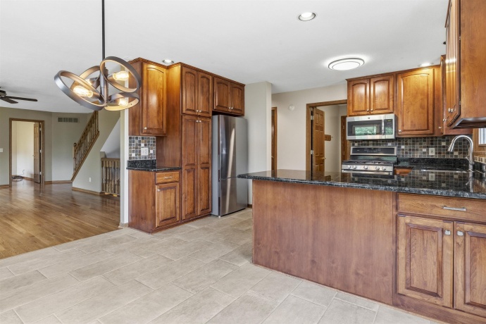 6990 Skyview, ROSCOE, Illinois 61073, 4 Bedrooms Bedrooms, ,2 BathroomsBathrooms,House,For Sale,Skyview,202602123