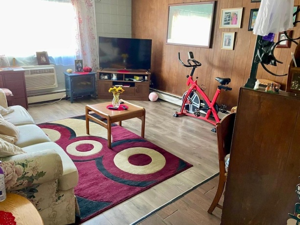 218 4, ROCKFORD, Illinois 61107, ,5+ Units,For Sale,4,202602122