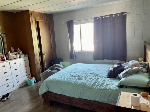 218 4, ROCKFORD, Illinois 61107, ,5+ Units,For Sale,4,202602122