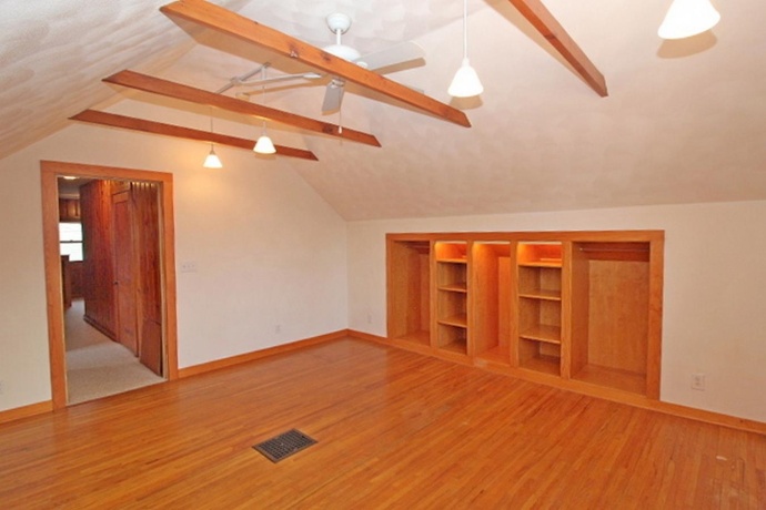 2317 11th, ROCKFORD, Illinois 61104, 4 Bedrooms Bedrooms, ,1 BathroomBathrooms,House,For Sale,11th,202601859