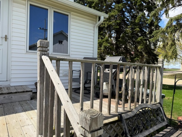 101 PACIFIC, MONROE CENTER, Illinois 61052, 3 Bedrooms Bedrooms, ,2 BathroomsBathrooms,House,For Sale,PACIFIC,202602124