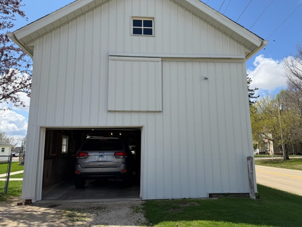 101 PACIFIC, MONROE CENTER, Illinois 61052, 3 Bedrooms Bedrooms, ,2 BathroomsBathrooms,House,For Sale,PACIFIC,202602124